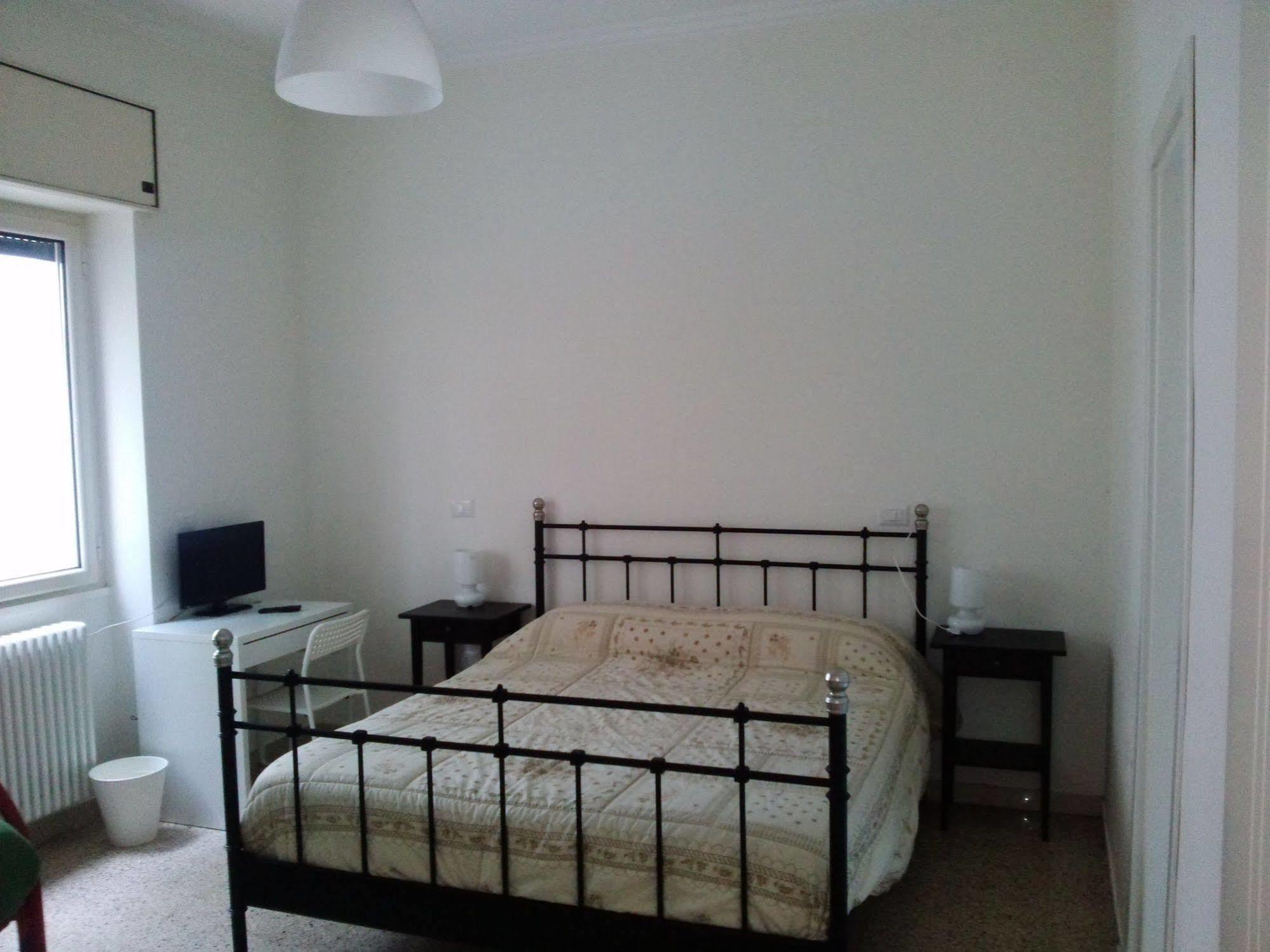 Domus Aurea Bed & Breakfast Napoli Exterior foto